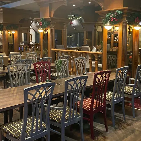 沃斯凡根公园酒店 酒店